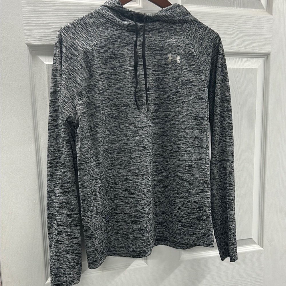 3/25$ Under Armour Women’s Gray Hoodie Sweater